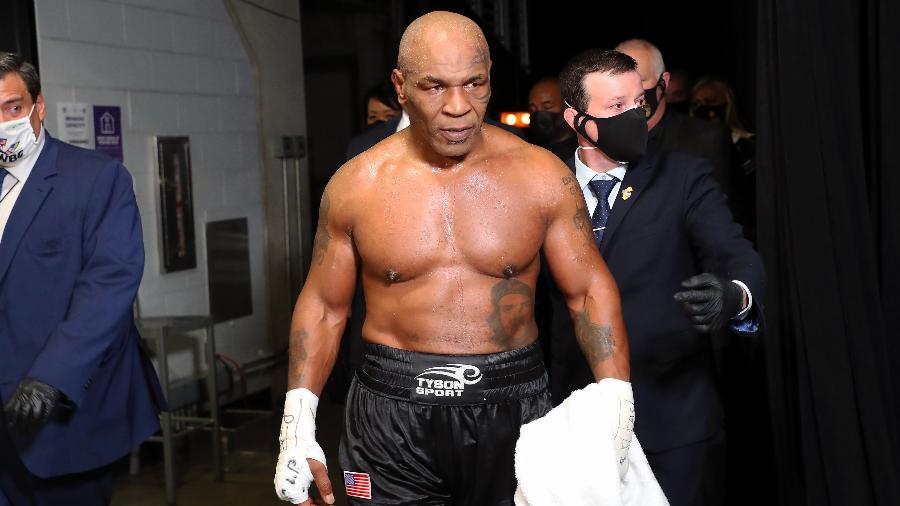 Mike Tyson enfrentou Roy Jones Jr em Los Angeles no último fim de semana - Joe Scarnici/Getty Images for Triller