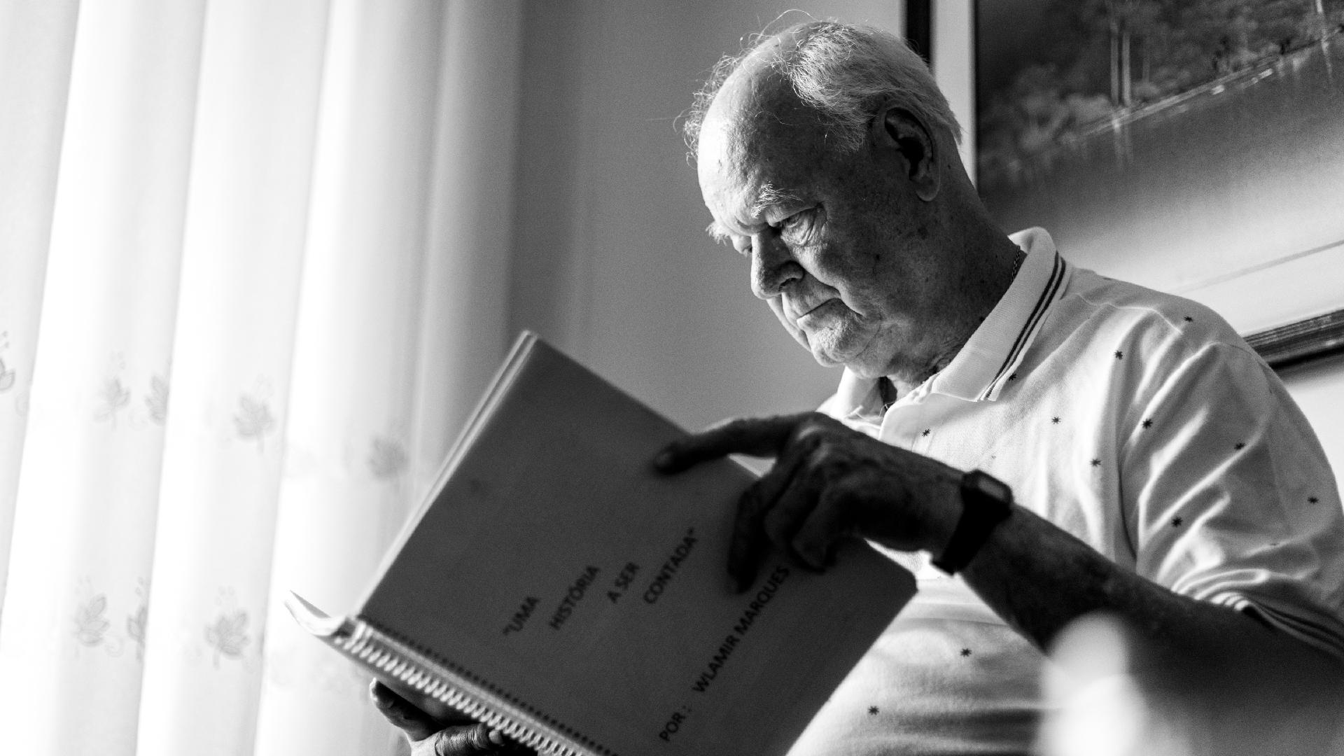 Simon Plestenjak/UOL