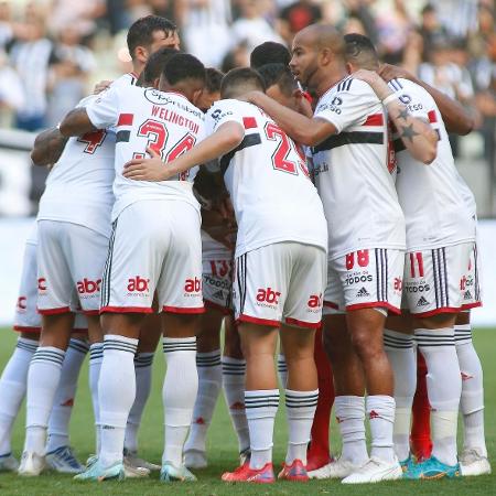 Atletas do São Paulo se reúnem antes de jogo contra o Ceará, pelo Campeonato Brasileiro 2022 - Miguel Schincariol / saopaulofc.net