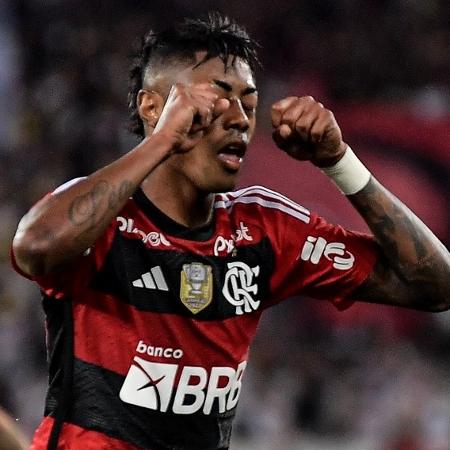 Bruno Henrique provoca com o "chororô"