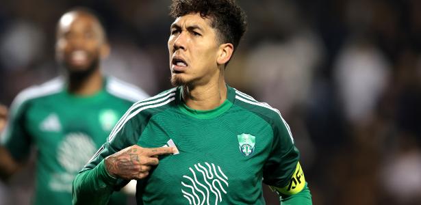 Firmino no Palmeiras? Hernan esclarece situação com atacante em entrevista.