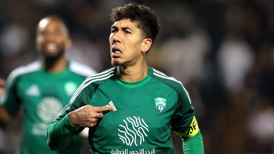 Roberto Firmino comemora gol marcado pelo Al-Ahli na Champions League da Ásia Roberto Firmino comemora gol marcado pelo Al-Ahli na Champions League da Ásia