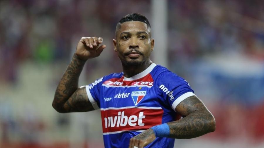 Marinho em ação pelo Fortaleza Marinho em ação pelo Fortaleza