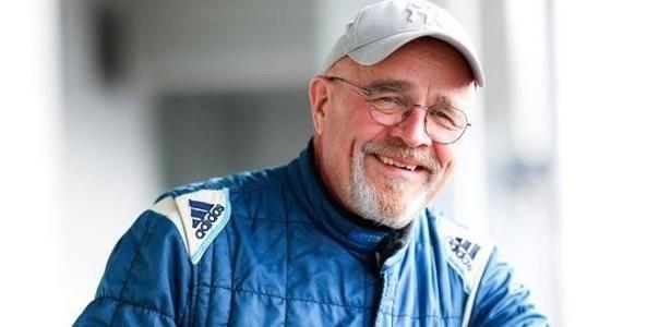 Piloto finlandês morre em acidente envolvendo 7 carros em prova na Alemanha