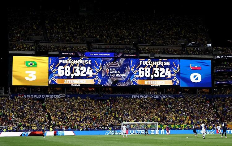 Torcida brasileira lota estádio da Filadélfia em jogo contra o Haiti pela Copa do Mundo de 2026