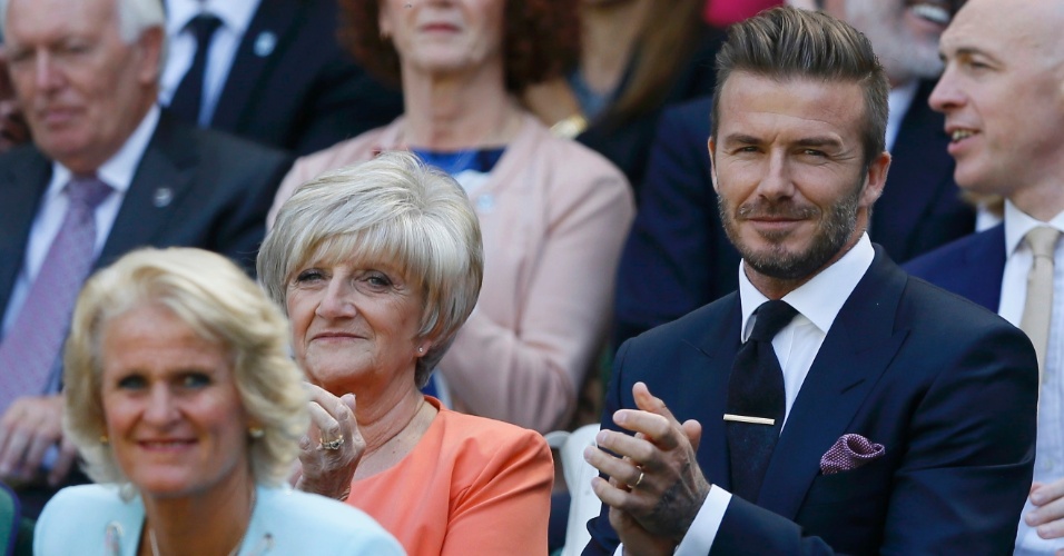 David Beckham acompanhando as semifinais femininas de Wimbledon