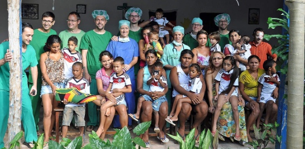 Crianças do Maranhão terão as cirurgias custeadas pelo meia alemão Ozil - Federação Alemã de Futebol