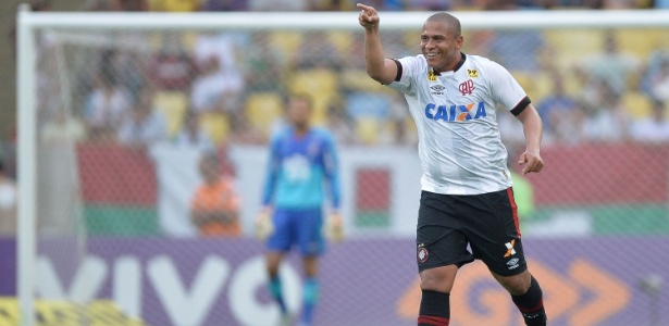 Walter é o artilheiro do Atlético-PR no Campeonato Brasileiro, com oito gols - Pedro Martins/AGIF