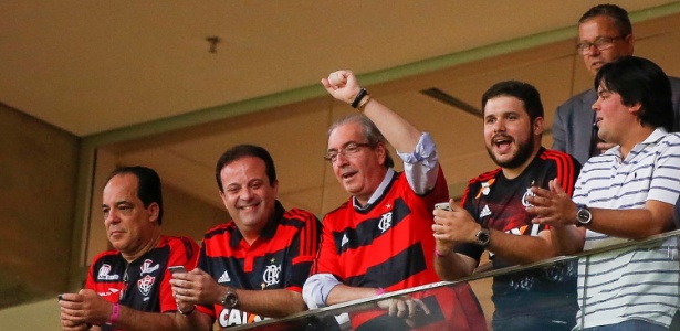 Cunha acompanha jogo do Flamengo em um camarote do estádio Mané Garrincha - Pedro Ladeira/ Folhapress