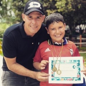 Goleiro colombiano Luis Delgado e seu filho, Matías, de 9 anos - Reprodução/Instagram - Reprodução/Instagram