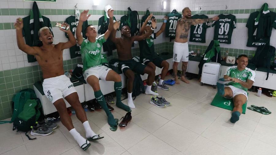 Gabriel Menino, Renan, Patrick de Paula, Danilo, Lucas Lima e Breno Lopes, jogadores do Palmeiras - Cesar Greco