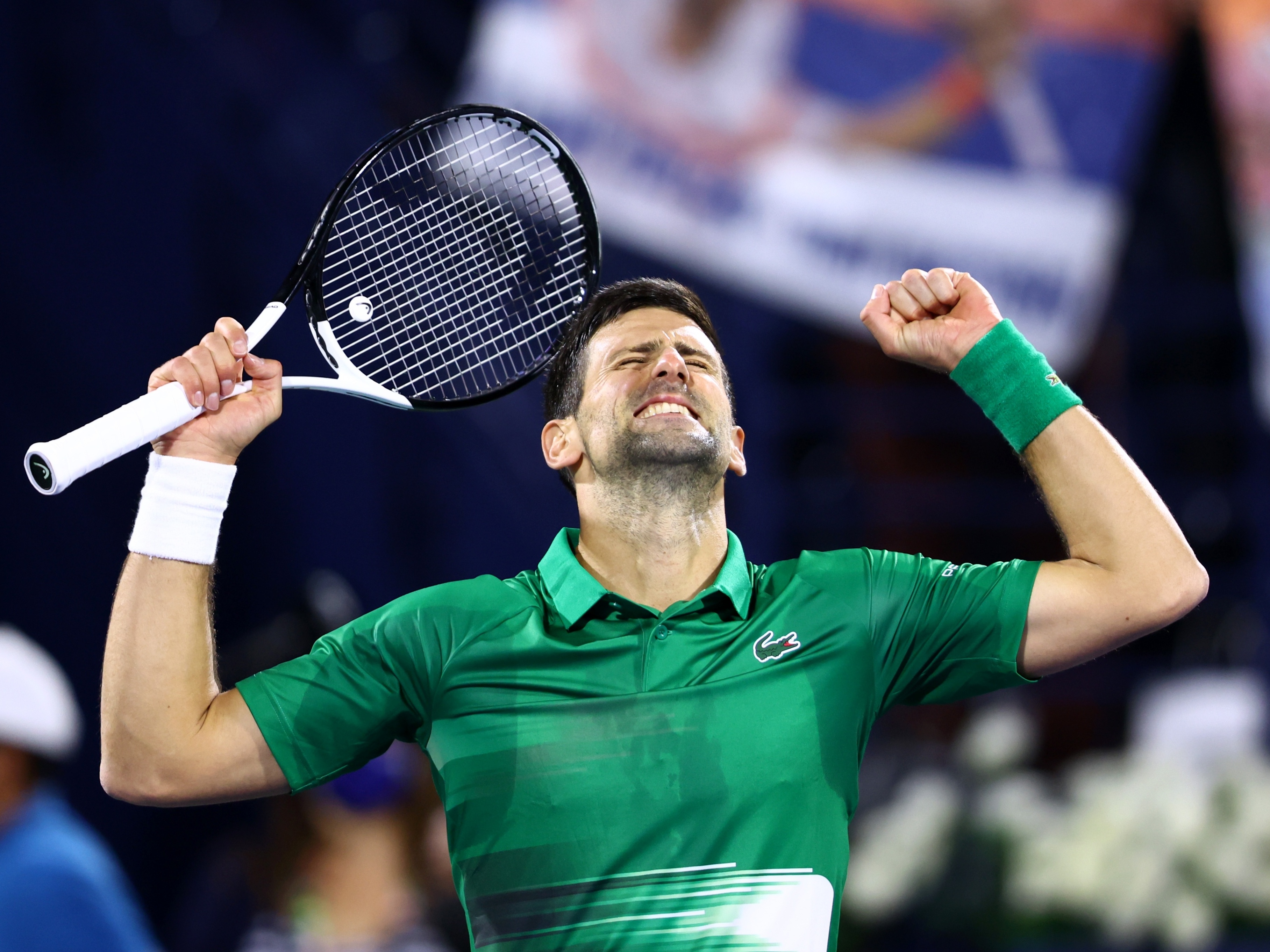 No segundo jogo após ser deportado, Djokovic volta a vencer em Dubai