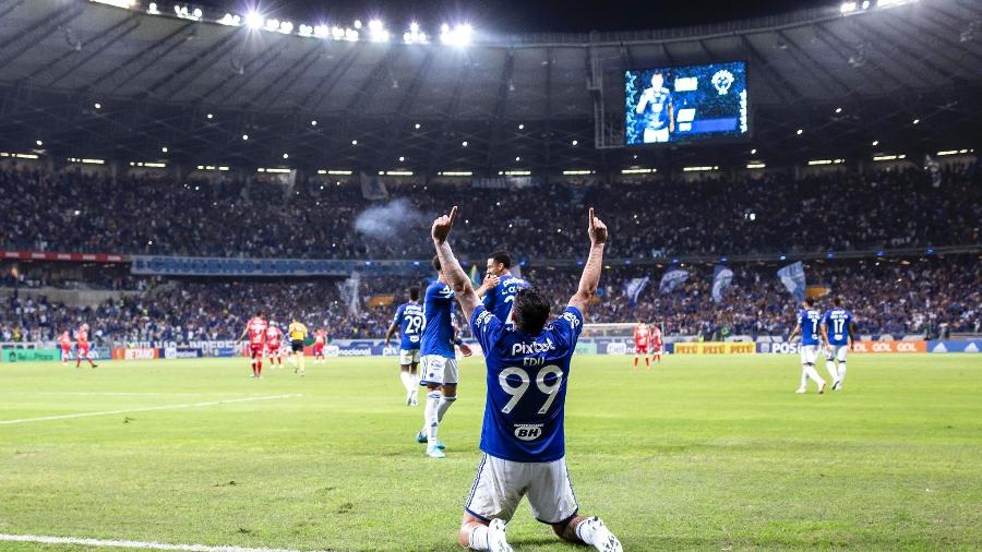 Cruzeiro pode superar metade dos pontos para acesso com vitória sobre Sport