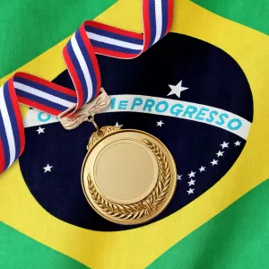Atletas olímpicos voltam a treinar em Porto Alegre - 11/05/2020 - UOL  Esporte