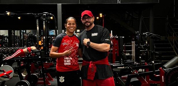 Dupla do Corinthians destaca-se em CT de Fisiculturismo: Treino Intenso traz Resultados