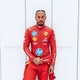 Fórmula 1: Hamilton mostra seu primeiro capacete pela Ferrari; veja