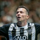 Galo tem p&eacute; e meio na final e visita Centen&aacute;rio 'fantasma' para classificar