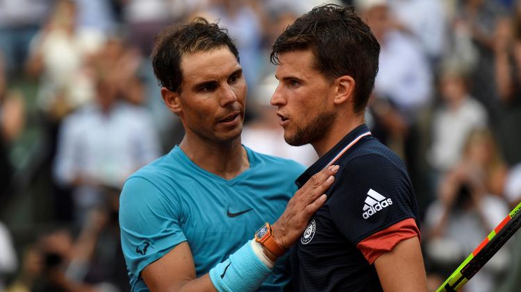 Nadal e Thiem se cumprimentam após decisão de Roland Garros - Eric Feferberg/AFP - Eric Feferberg/AFP