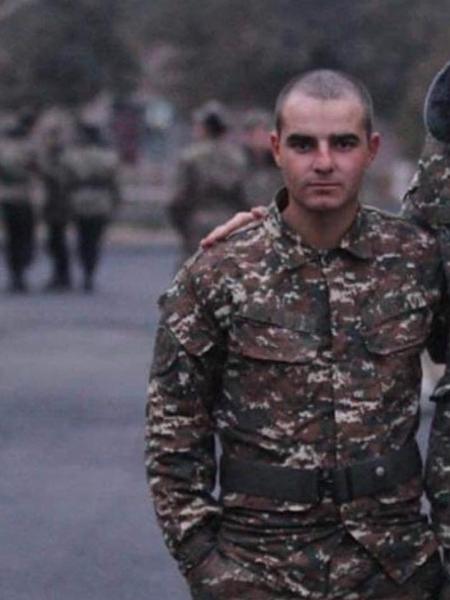 O jogador armênio Liparit Dashtoyán, que morreu aos 22 anos, no enclave separatista da região de Nagorno Karabakh, no Azerbaijão.  - Reprodução/FC Alashkert/Facebook