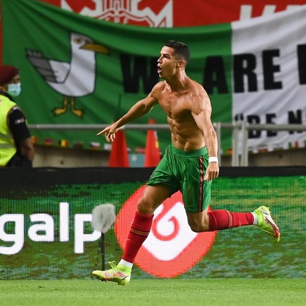 Atacante português se destaca pela forma física mesmo com idade avançada para o futebol