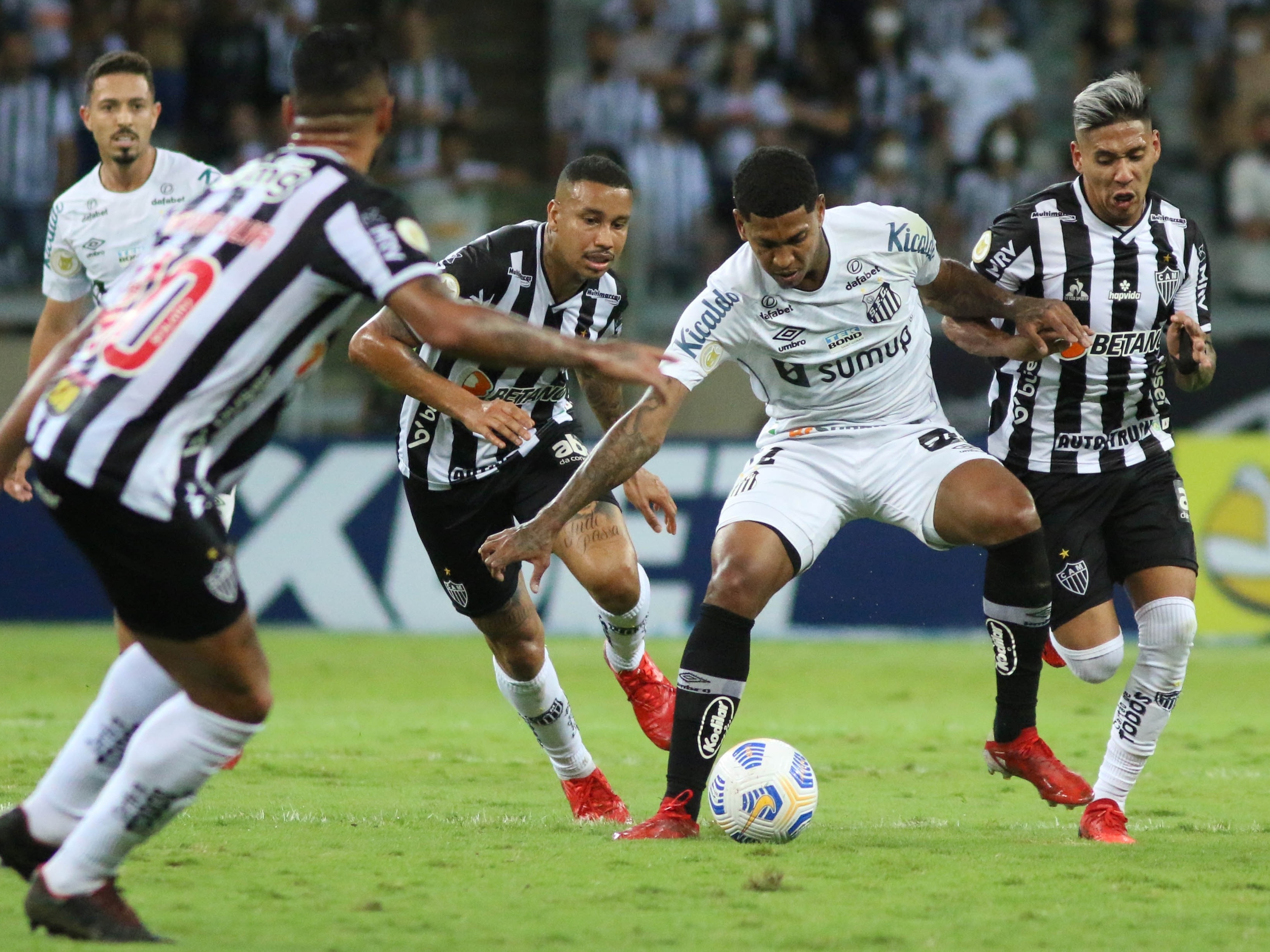 Santos contra atlético mineiro