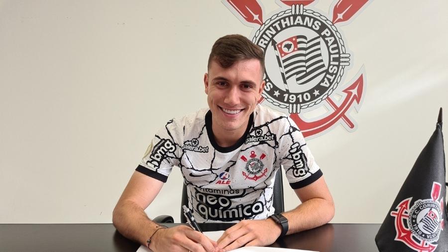 Lucas Piton está no profissional do Corinthians desde a temporada 2019  - Reprodução