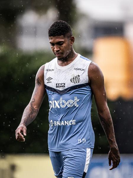Raniel, do Santos, em treino no CT Rei Pelé - Raul Baretta (SANTOS FC)