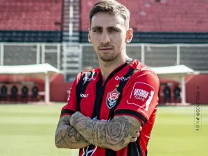 Vitória anuncia contratação de Gustavo Mosquito, ex-Corinthians