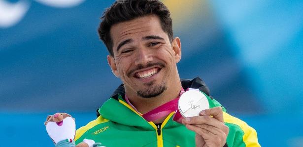 クリスティアン・リベラ選手が冬季パラリンピックで銀メダルを獲得