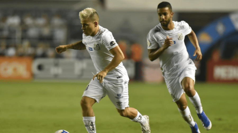 Soteldo e Jorge durante a partida entre Santos e Corinthians - Ivan Storti/Santos FC