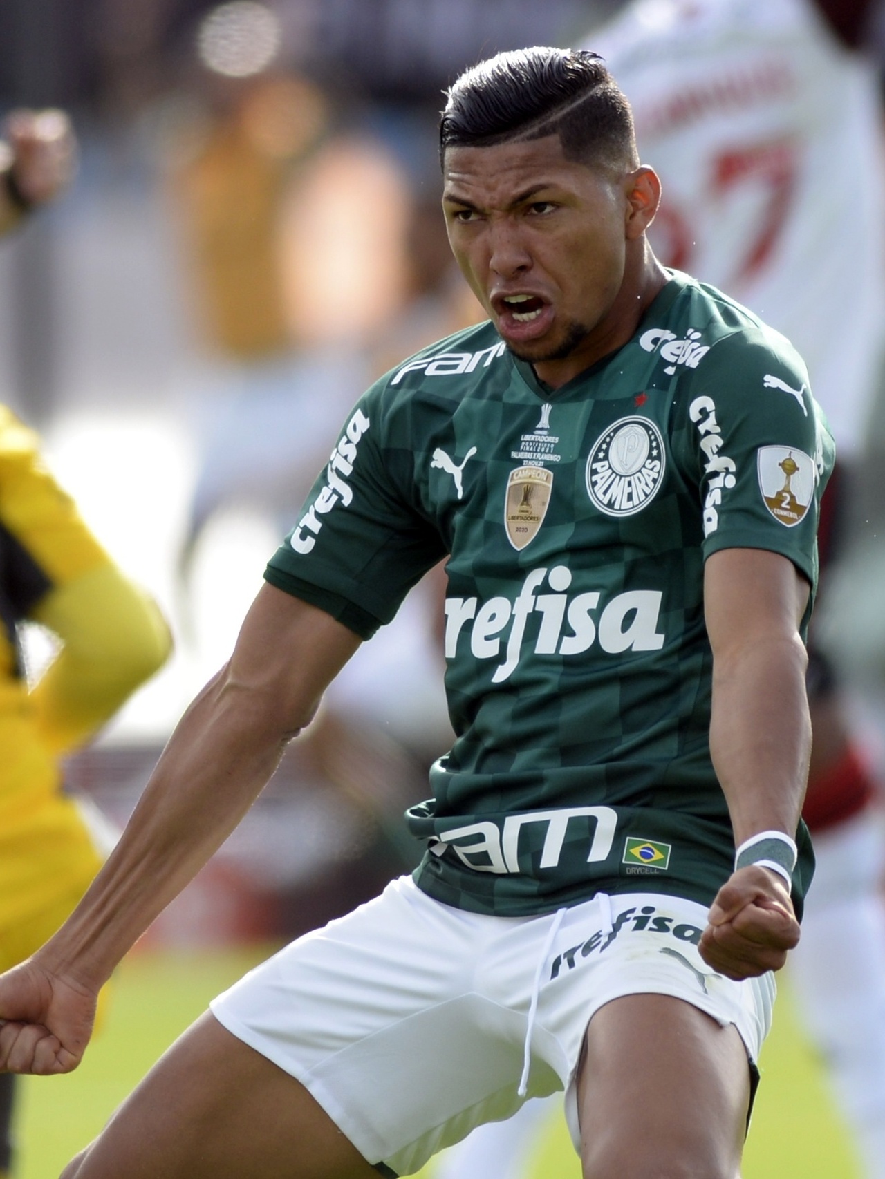 Rony recebe homenagem do Palmeiras; Dar a minha vida em todos os jogos  pelo clube