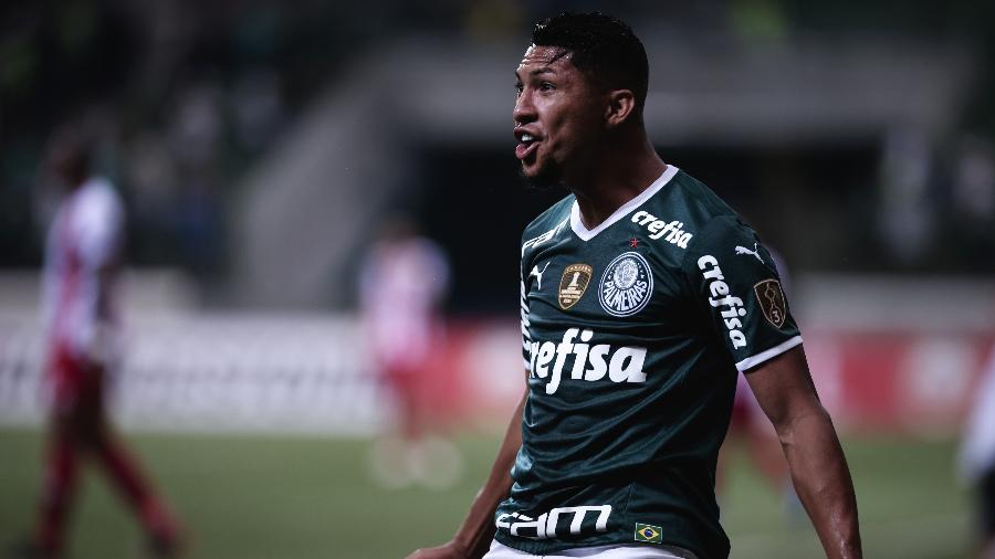 Rony comemora gol do Palmeiras sobre o I. Petrolero - Ettore Chiereguini/AGIF