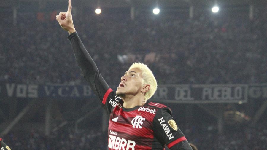 Pedro comemora seu gol, na partida entre Talleres-ARG e Flamengo - Staff Images / CONMEBOL