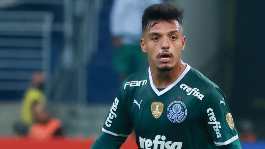 Gabriel Menino, do Palmeiras, durante partida contra o Deportivo Táchira na Libertadores - Marcello Zambrana/AGIF