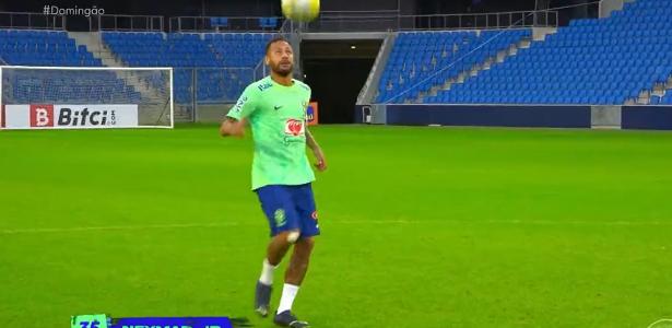 Neymar domina el balón desde 35m de altura