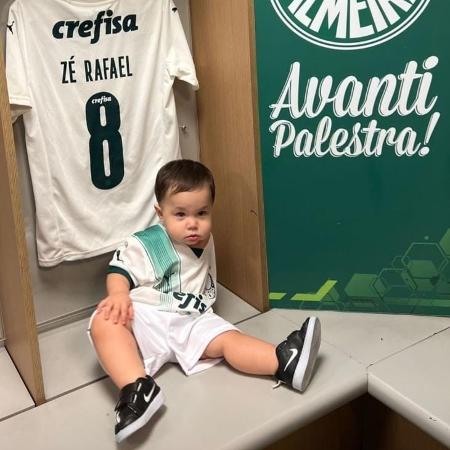 José, o bebê que viralizou ao escolher camisa do Palmeiras em loja - Arquivo Pessoal