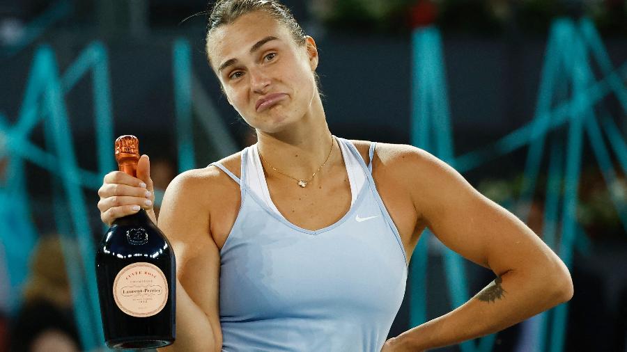 Aryna Sabalenka após conquistar o título do WTA 1000 de Madri em 2023 - Reuters