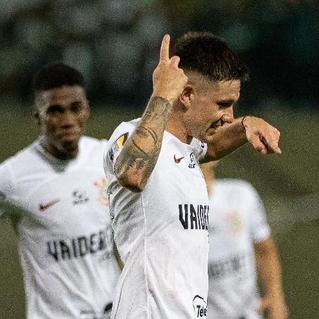 Rodrigo Garro, um dos principais reforços do Corinthians na temporada, comemora após fazer o gol de empate contra o Palmeiras, no Paulistão