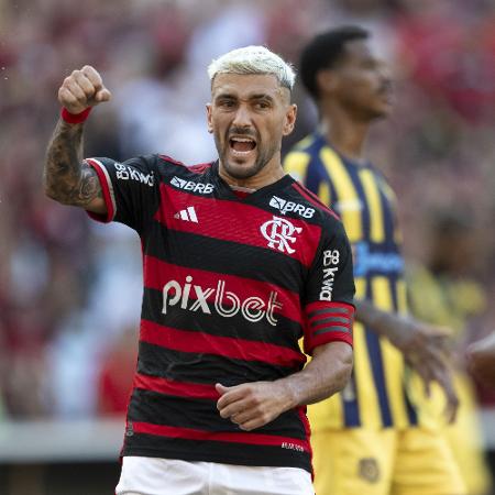 Arrascaeta comemora após marcar em Flamengo x Madureira, pelo Carioca - Jorge Rodrigues/Agif