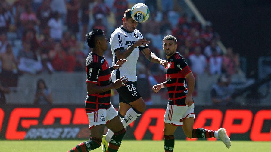 Flamengo e Botafogo se enfrentaram no Maracanã pela 4ª rodada do Campeonato Brasileiro