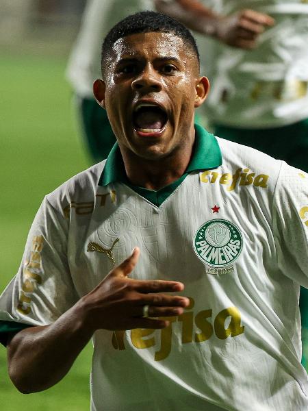 O lateral direito Gilberto é um dos pilares do time sub-20 do Palmeiras