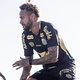 Neymar Pai admite que d&iacute;vida do Santos pesa contra renova&ccedil;&atilde;o: 'Dificulta'