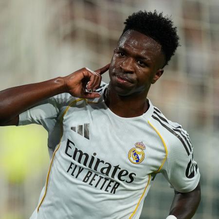 Vini Jr celebra gol do Real Madrid em jogo do Campeonato Espanhol