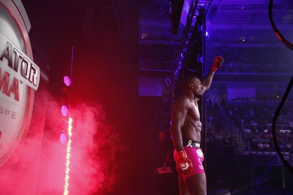 Phil Davis, ex-UFC, é anunciado para uma de suas duas vitórias na mesma noite de lutas no Bellator - Divulgação