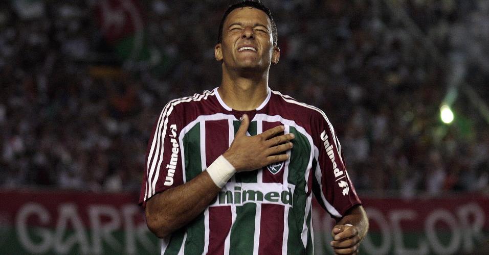 Washington comemora gol pelo Fluminense