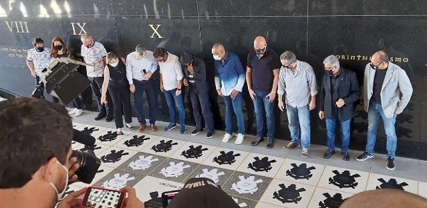 Corinthians opens walk of fame with 111 historic players