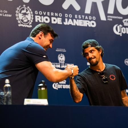 Ivan Martinho, CEO da WSL, e Filipe Toledo em coletiva no Rio de Janeiro - Thiago Diz / WSL