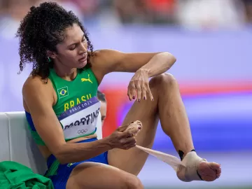 O drama de Valdileia para superar dores e tentar salto em final olímpica