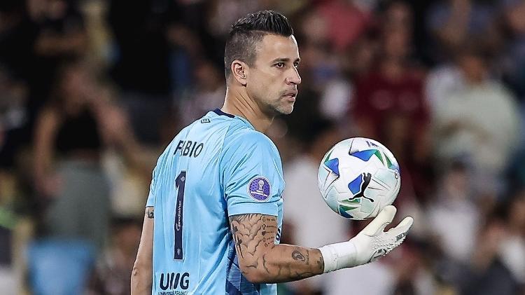 Fábio, goleiro do Fluminense, durante jogo contra o América de Cali pela Sul-Americana