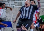 'Vivia no fundo do poço': ele pesou 251 kg e hoje é artilheiro no Botafogo